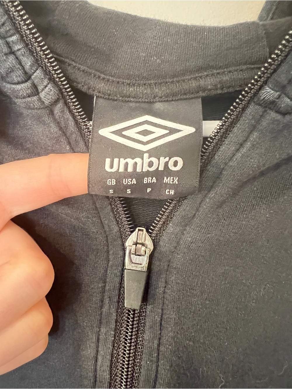 Umbro Black Full-Zip Hoodie with White Logo - Picture 6 of 6